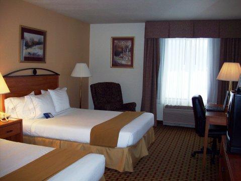 Holiday Inn Express Hotel Germantown - Northwest Milwaukee, An Ihg Hotel Exterior photo